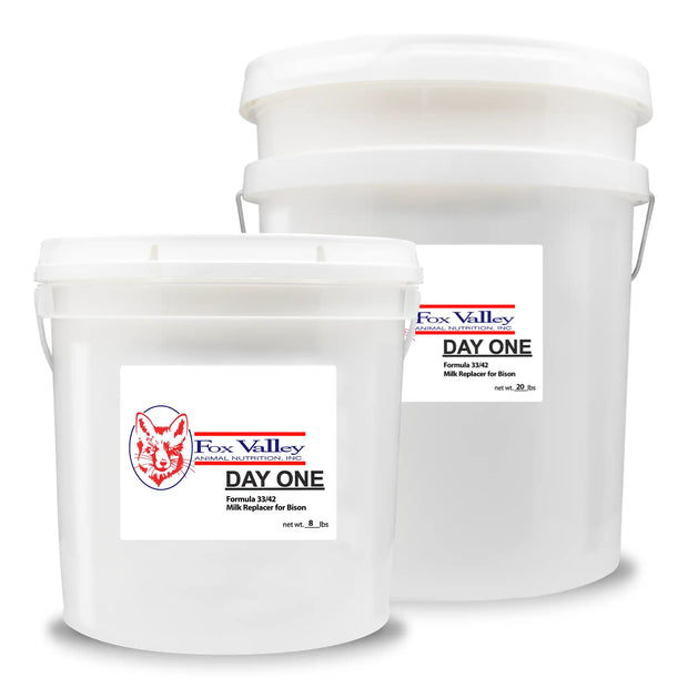 Image of the two available sizes of Fox Valley 33/42 for Bison. Including 8 lbs and 20 lbs.